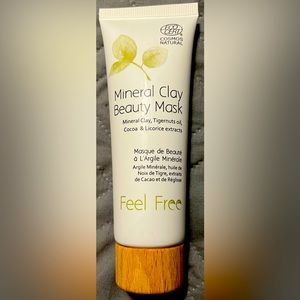 Cosmos Natural Feel Free Mineral Clay Beauty Mask